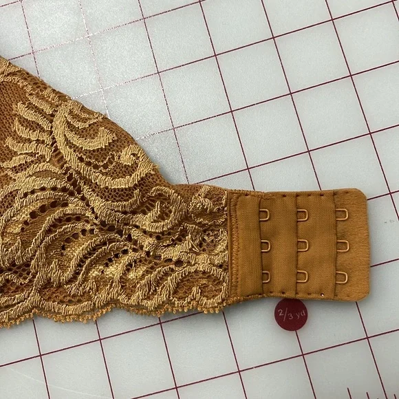 Natori "Feathers" Plunge T-Shirt Underwire Lace Carmel Full Figure Bra SZ 32G - Picture 6 of 13